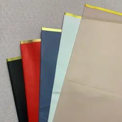 Papeles de borde dorado