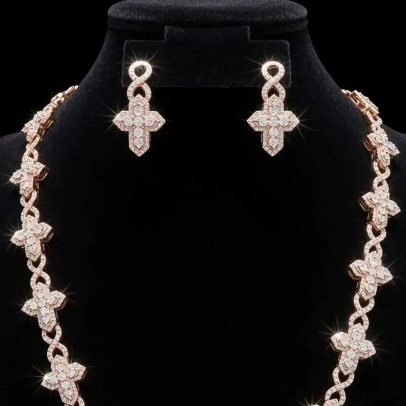 Aretes y Cadena de Diamantes Naturales Maciza