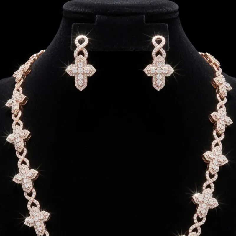 Cadena y Aretes de Diamantes Naturales Macizo