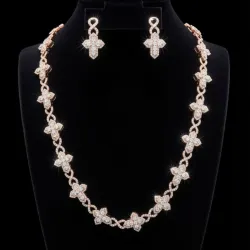 Cadena y Aretes de Diamantes Naturales Macizo