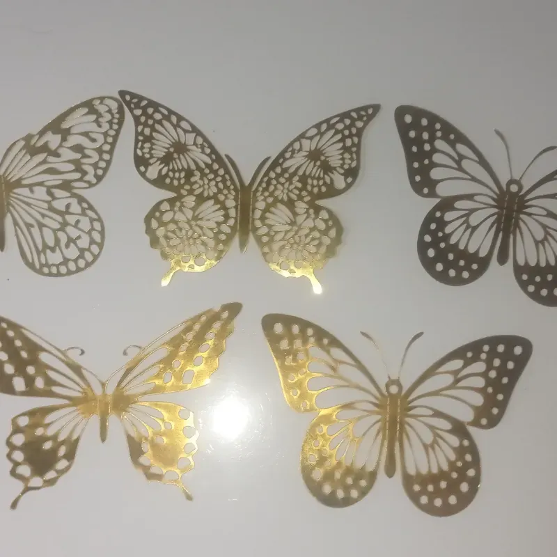 Mariposas grandes $60