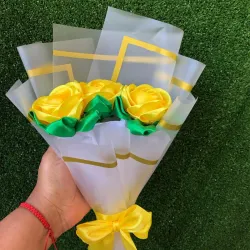 Ramo de 3 🌹✨