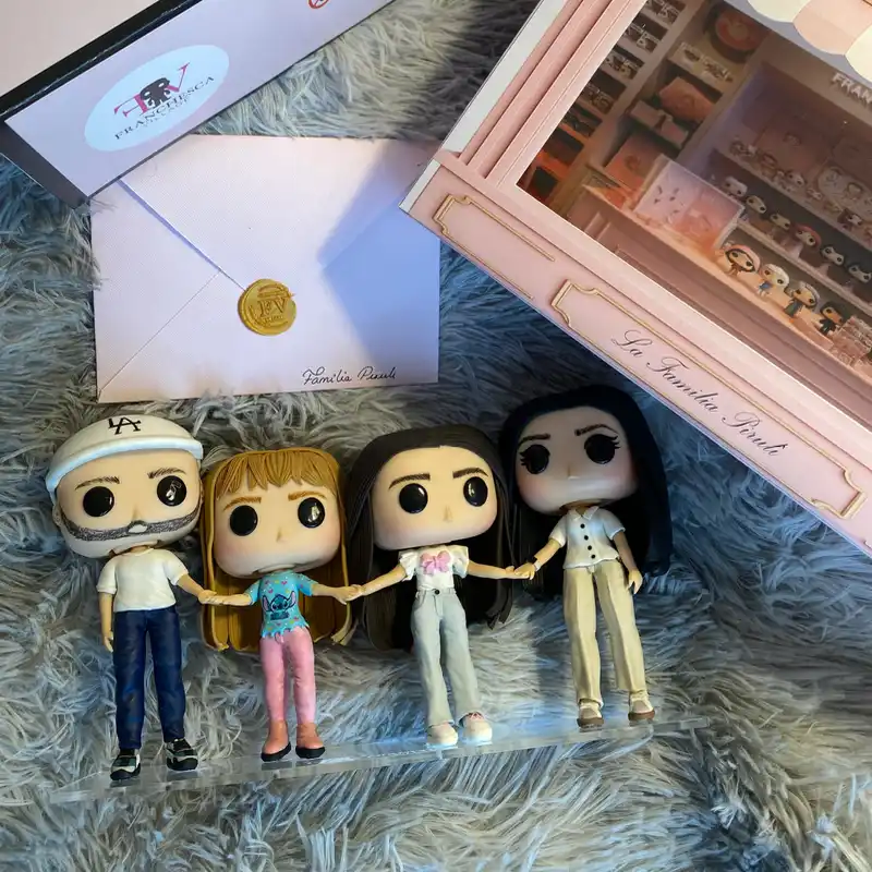 👩🏻❤️👨🏾Pequeño Universo