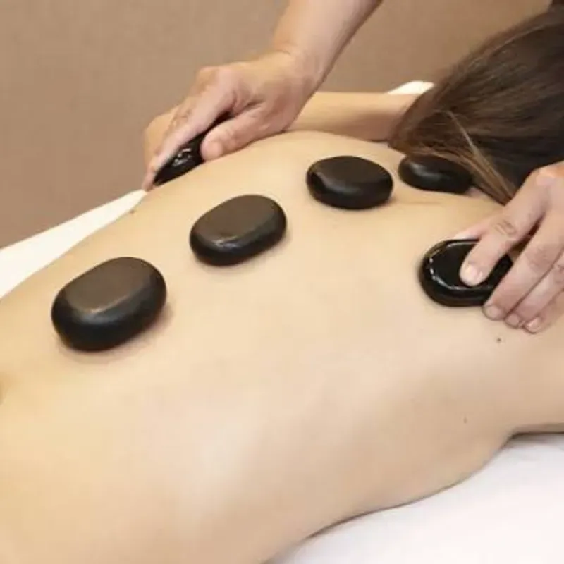 Masaje piedras calientes