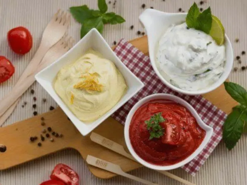 SALSAS Y ADEREZOS 