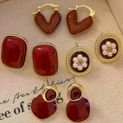Pendientes rojos