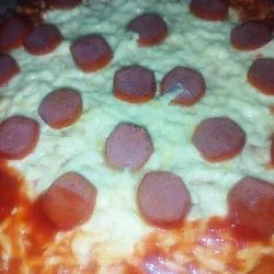 Pizza con Salchichas