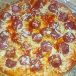 Pizza con Chorizo
