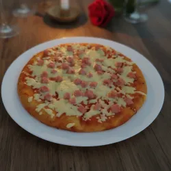 Pizza con jamón