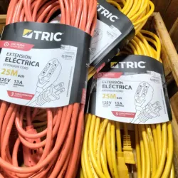 Extensión Eléctrica de 25 metros y 3 tomas TRIC