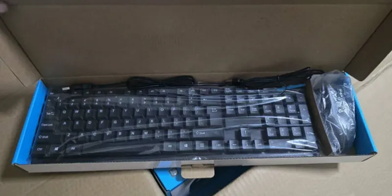 Kit de mouse y teclado nuevos en caja