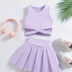 Chaleco Corto de Tirantes Cruzados en Color Liso con Falda Deportiva Elástica de Tiro Alto