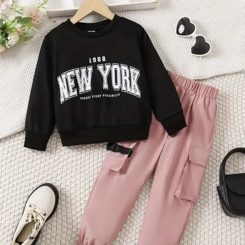 Sudadera de Manga Larga con Estampado de NUEVA YORK + Pantalones Cargo Cómodos