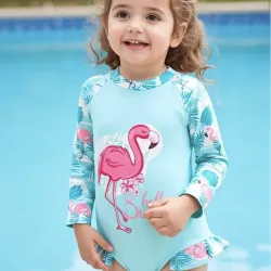 Traje de baño de una pieza con mangas largas