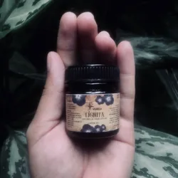 ◾️Lignita/Mascarilla de carbón activado