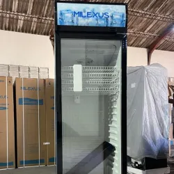 Exhibidora de 13 pies milexus