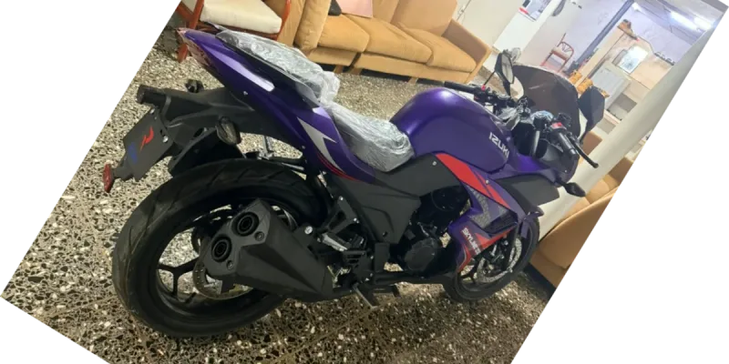 Motocicleta Izuki Skyline 250.