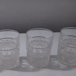 Juego de 4 Vasos de Cristal