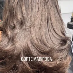 Corte y peinado 