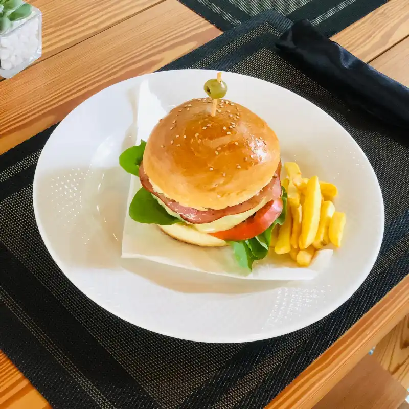 Hamburguesa de Res 🥩