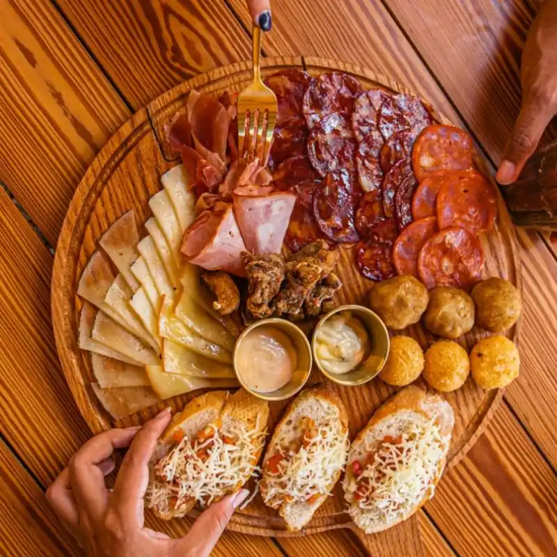 Picadera Pachamama 🧀🐷🍞