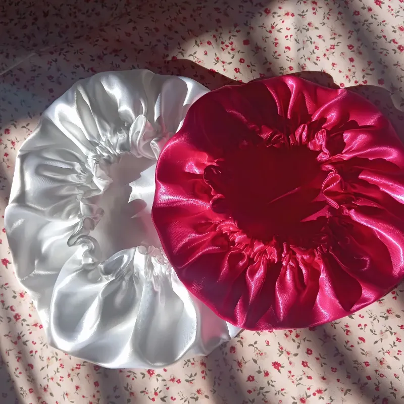 Gorros de satín 