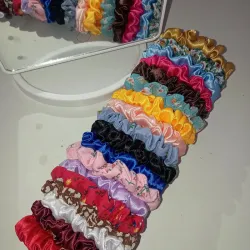 Mini scrunchies 