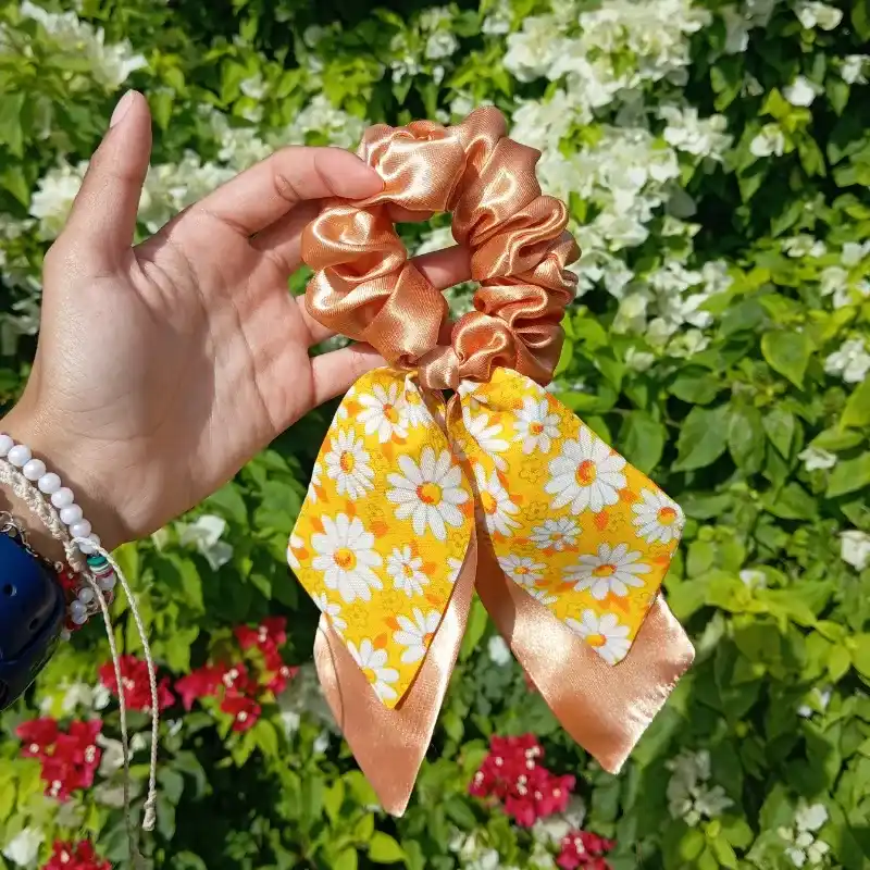 Scrunchies con doble coleta