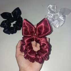 Scrunchies con orejitas 