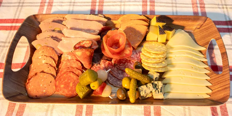 World Famous Harley Davidson Deluxe Plate