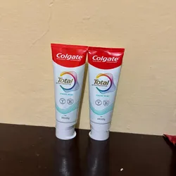 Pasta colgate