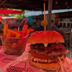 Hamburguesa Clásica