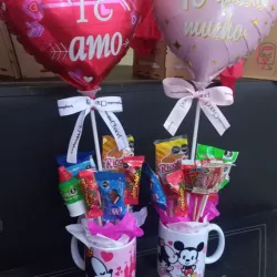 JARRA CON CHUCHES Y GLOBOS