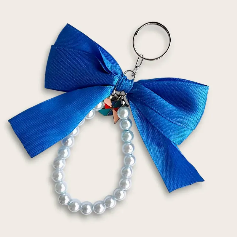 LLAVERO DE LAZO Y PERLA AZUL