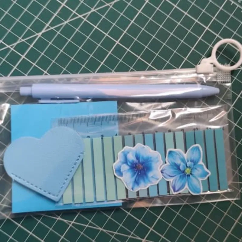 MINI KIT LITERARIO AZUL CIELO