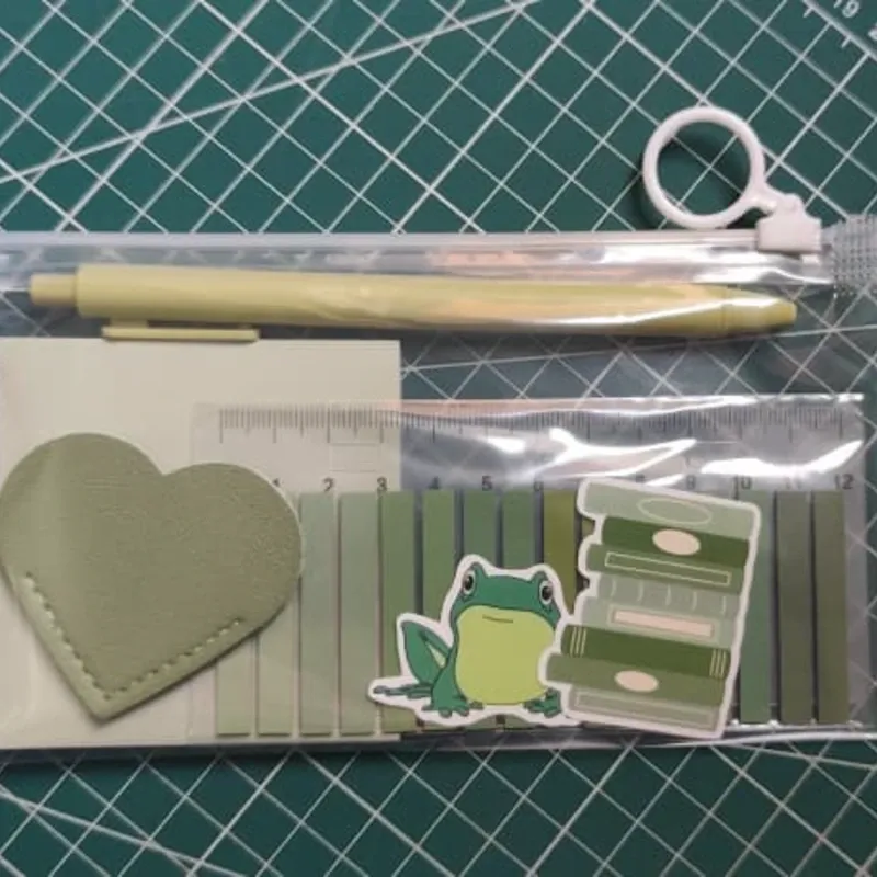 MINI KIT LITERARIO VERDE