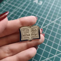 PIN LIBRO