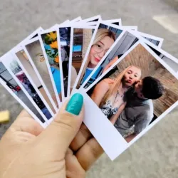 POLAROID