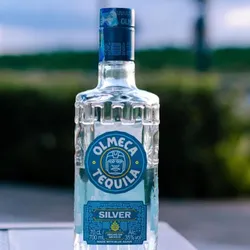 OLMECA Silver 700 ml