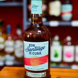 SANTIAGO Añejo Tradición