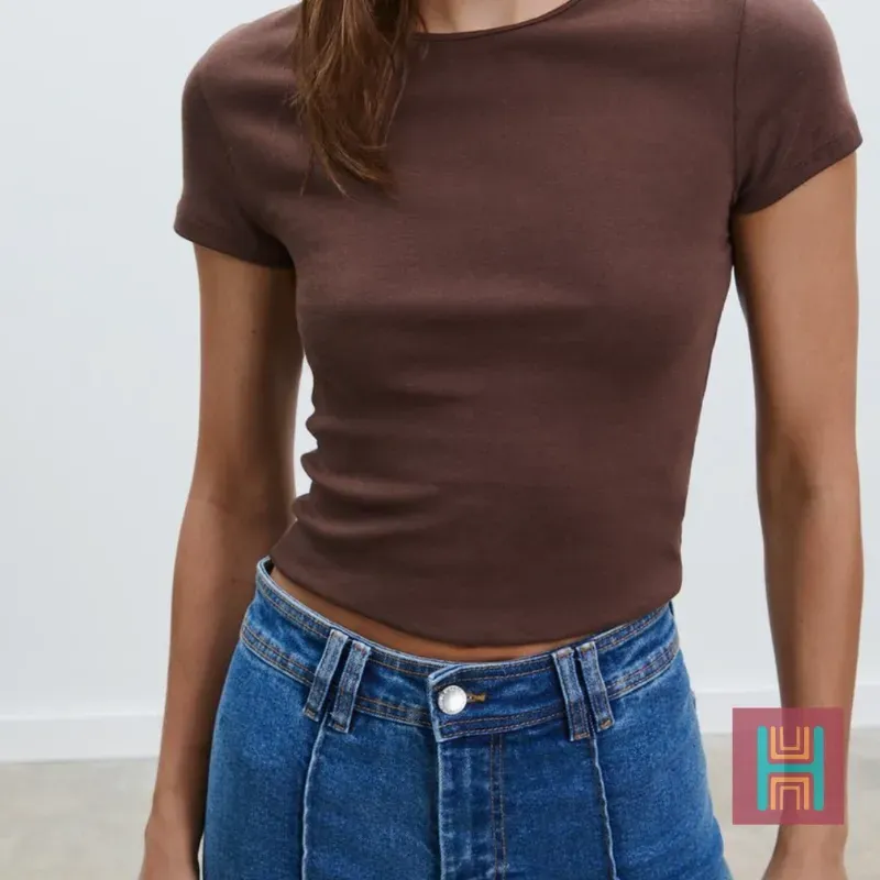 CAMISETA BÁSICA SLIM FIT 0015