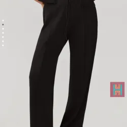 PANTALÓN DE CHÁNDAL FLUIDO NEGRO