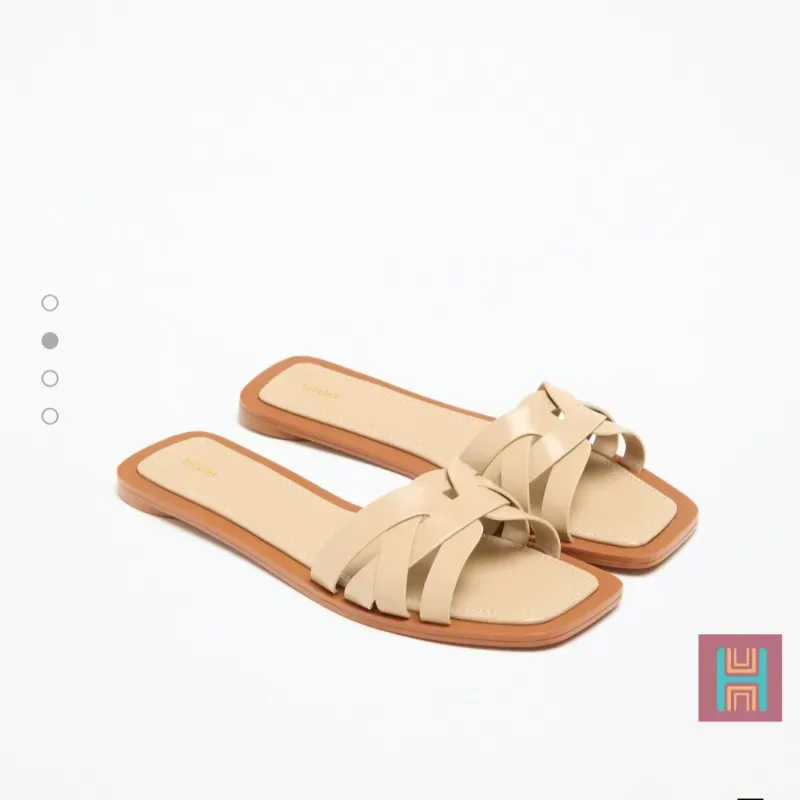 SANDALIA PLANA TRENZADA BEIGE LEFTIES 