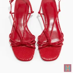 SANDALIAS TIRAS ROJO H&M 