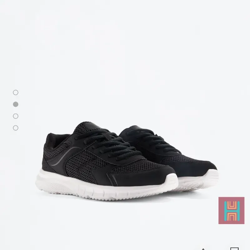 ZAPATILLA BÁSICA NEGRO 0158