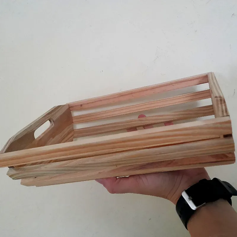 CAJITA ORGANIZADORA DE MADERA
