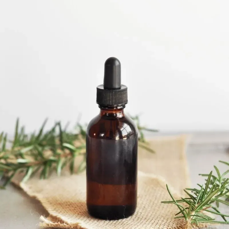 ACEITE DE ROMERO ( oleato macerado en oliva + vit E) 