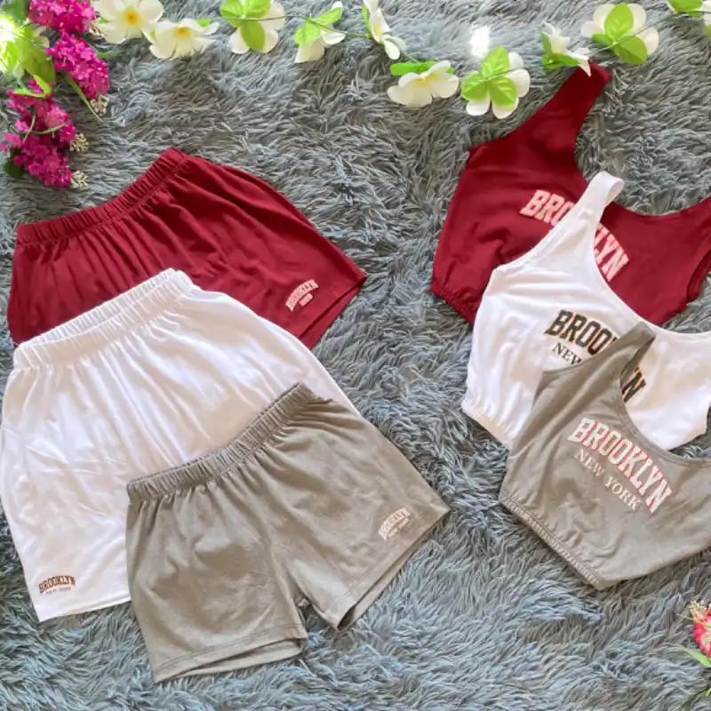 Conjunto de short y blusa 