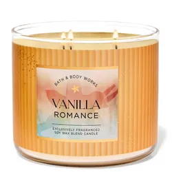 🤍 Bath & Body Works Vanilla Romance – Vela Aromática ✨