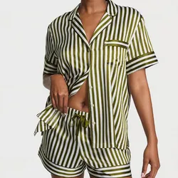 💚 Victoria’s Secret – Pijama Satinada de Rayas | Talla S